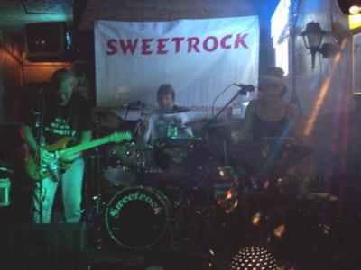 Sweetrock | Beaver Dam, WI | Classic Rock Band | Photo #5