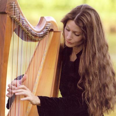 Hollienea - Harpist's Main Photo