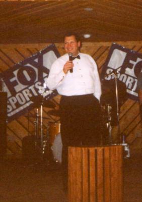 Peter Oprisko--Chicago's Singing Sensation! | Chicago, IL | Variety Band | Photo #20