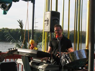 Lenny Frisch | Maryland Heights, MO | Steel Drum Band | Photo #11