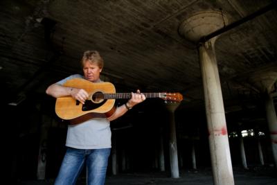 David Peel | Thornton, CO | Country Singer | Photo #2