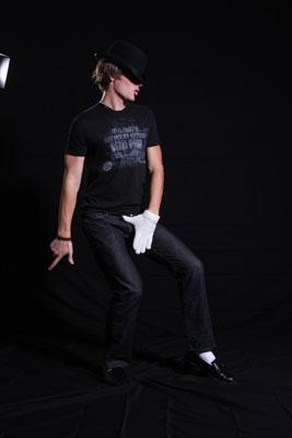 Jason Huneke | Minneapolis, MN | Comedian | Photo #2