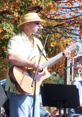 Jeff Tucker | Toledo, OH | Acoustic Guitar | Photo #3