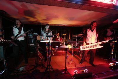 The Mainstream Band | Cincinnati, OH | Variety Band | Photo #2