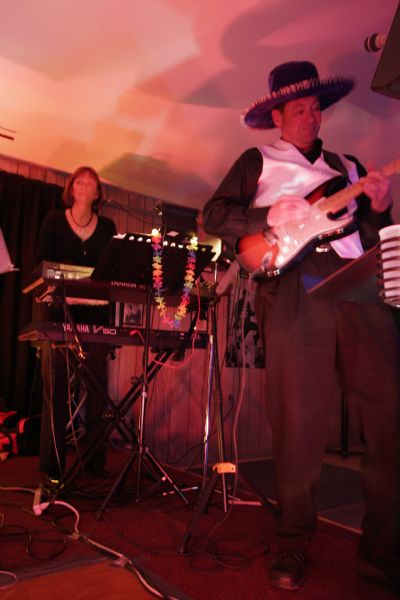 The Mainstream Band | Cincinnati, OH | Variety Band | Photo #10
