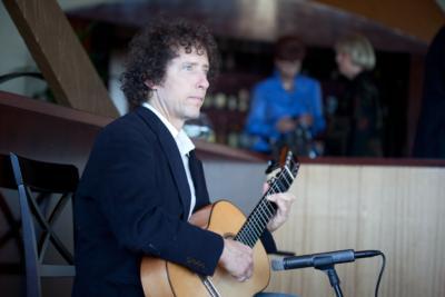 Mark Abdilla | San Francisco, CA | Classical Acoustic Guitar | Photo #8
