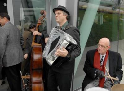 Steve Rice | Philadelphia, PA | Accordion | Photo #6