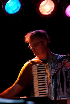 Steve Rice | Philadelphia, PA | Accordion | Photo #11