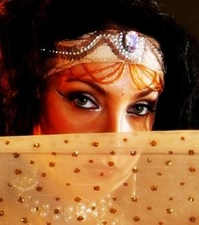 LaUra - Enchanting Belly Dancer's Main Photo