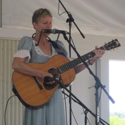 Susan Savia, Versatile Singer/Instrumentalist | Wilmington, NC | Variety Singer | Photo #22