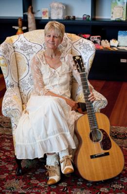 Susan Savia, Versatile Singer/Instrumentalist | Wilmington, NC | Variety Singer | Photo #14