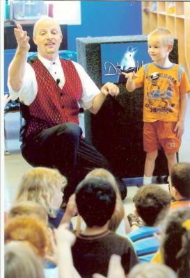 Mr. Dave Thomen of D`s Magic | Baltimore, MD | Magician | Photo #23