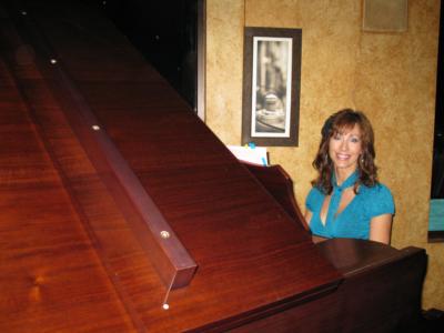 Tracy Hales Cope, Pianist | Pleasant Grove, UT | Pop Piano | Photo #8