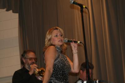 Connie Pelesh w/ UpFront | Media, PA | Dance Band | Photo #10