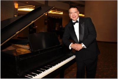 Terry Mikeska | San Angelo, TX | Piano | Photo #2