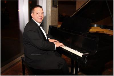 Terry Mikeska | San Angelo, TX | Piano | Photo #3