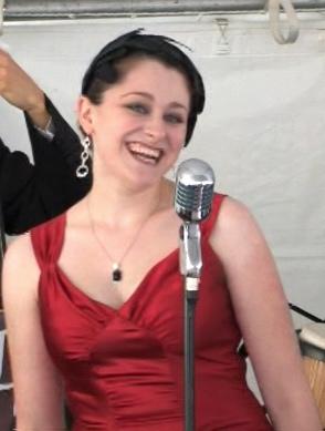 Lizz & Rex Review - Elizabeth Hayes Voice | Dayton, OH | Jazz Trio | Photo #2