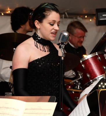 Lizz & Rex Review - Elizabeth Hayes Voice | Dayton, OH | Jazz Trio | Photo #23