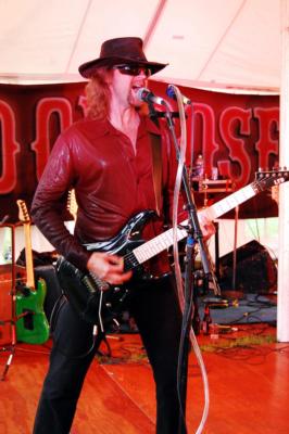 Bed Of Roses - The Planet's #1 Bon Jovi Tribute | Winnipeg, MB | Bon Jovi Tribute Band | Photo #9