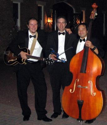 International Strings's Main Photo
