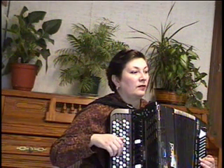 Accordion performer and singer | Grand Rapids, MI | Accordion | Tumbalalika electric accordion demo