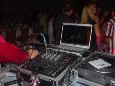 Tic Toc Entertainment | Chicago, IL | DJ | Photo #11