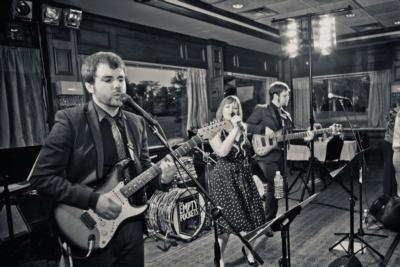 Josh & the Empty Pockets | Chicago, IL | Cover Band | Photo #24
