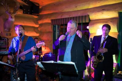 Whoz Playing? | Madison, WI | Cover Band | Photo #7