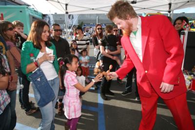 Bigred Balloon Art & Entertainment | Los Angeles, CA | Balloon Twister | Photo #24