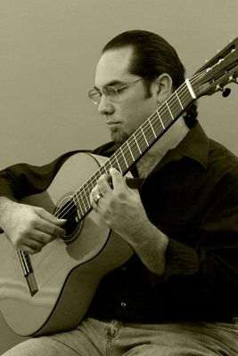 Eddy Lugo | Tampa, FL | Classical Guitar | Photo #5
