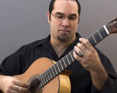 Eddy Lugo | Tampa, FL | Classical Guitar | Photo #6