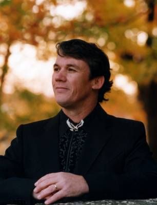 Mike Bryant  | Spokane, WA | Variety Singer | Photo #10