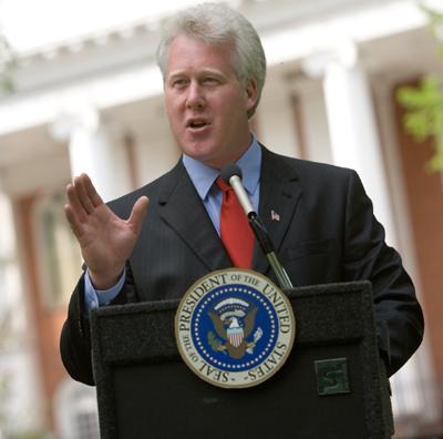 Scott Rogers as Bill Clinton's Main Photo