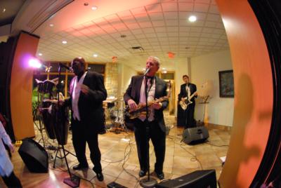 Rudy And The Professionals | Cleveland, OH | Cover Band | Photo #5