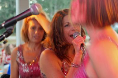 Girls On Top! | Boulder, CO | R&B Band | Photo #3