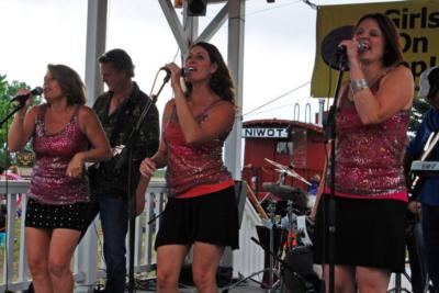Girls On Top! | Boulder, CO | R&B Band | Photo #5