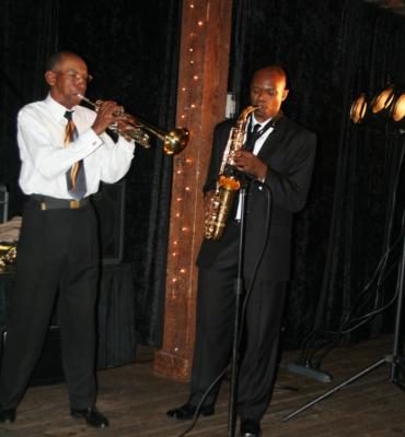 Silk E Smooth Show Band | Birmingham, AL | Motown Band | Photo #21