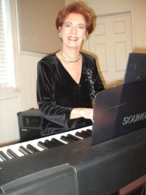 Laura Cummings | Fort Worth, TX | Classical Piano | Photo #2