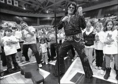 Tribute To Elvis By Aaron Black | Colorado Springs, CO | Elvis Impersonator | Photo #4