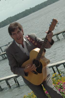 Dino Seretis 1 Man Band + Dj | Norfolk, VA | Top 40 Acoustic Guitar | Photo #4