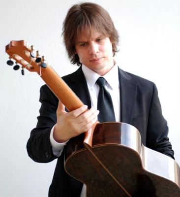 David Galvez | Sunnyside, NY | Classical Guitar | Photo #10