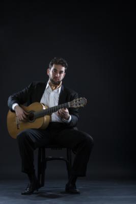 Adam Levin | Boston, MA | Acoustic Guitar | Photo #2