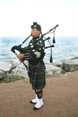 David Cormalleth | Chicago, IL | Bagpipes | Photo #2