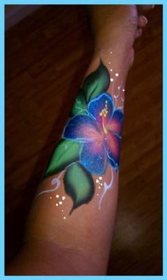 Elizabeth's Tip Top Entertainers - Get Fun Now! | Irvine, CA | Face Painting | Photo #5