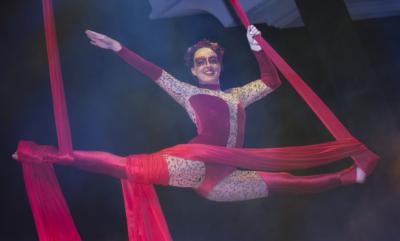 Animate Objects Physical Theater | Seattle, WA | Trapeze Artist | Photo #12