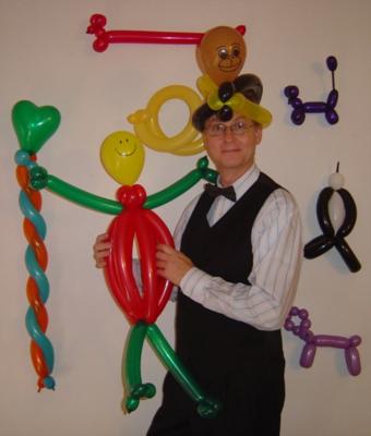Comedy Magician Jeffrey Salveson | Fargo, ND | Magician | Photo #3