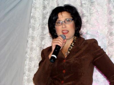 Robin Fox Comedian & Comedy Events! | Hoboken, NJ | Clean Comedian | Photo #7