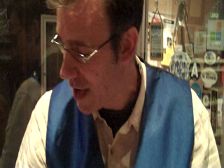 Lou Johnson | Valley Stream, NY | Juggler | Close Up Magic