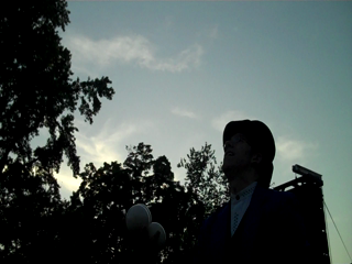 Lou Johnson | Valley Stream, NY | Juggler | Juggle 5 on Stilts