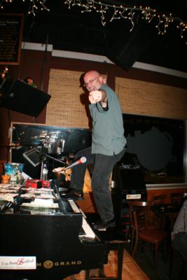 Ted Oliver Productions | Waukesha, WI | Dueling Pianos | Photo #11